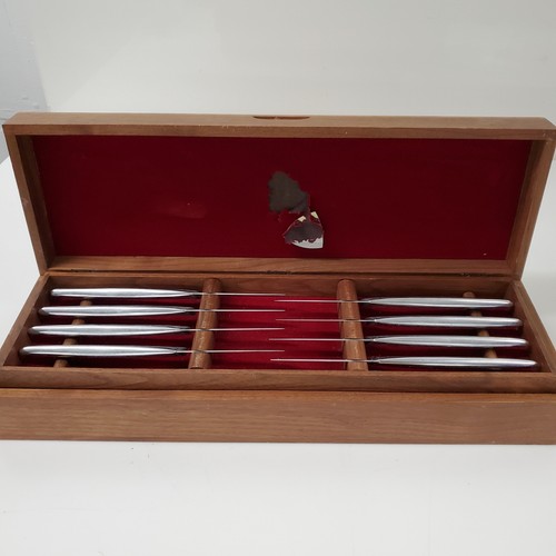 Lot of 8 Gerber Legendary Blades Kitchen Knives, in Walnut Wooden Case