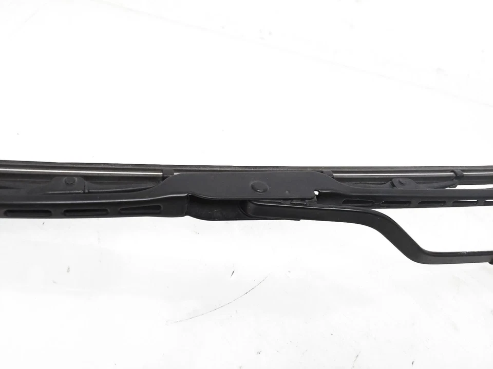 2023 Nissan Titan Front Left Driver Windshield Wiper Arm Oem 28881-9Fv0a - Image 3 of 4