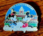 WDW Cast Exclusive 47th Anniversary Mickey Minnie Holding Hands LE 1000 Pin — photo 1