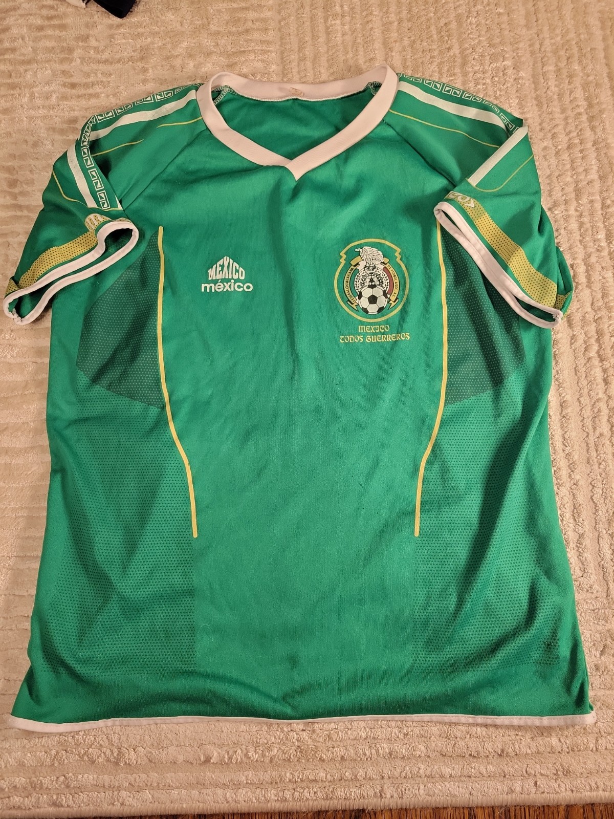 Mexico Soccer Jersey Youth Size XL 18 Boys Kids Mexica Todos Guerreros Futbol