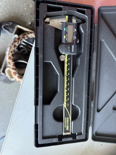 Mitutoyo Digital Caliper 99mad027m3