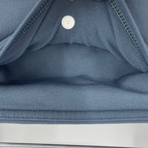 Lululemon Reveal Tight Interconnect 25.5" Gravity Size 2 - Picture 6 of 10
