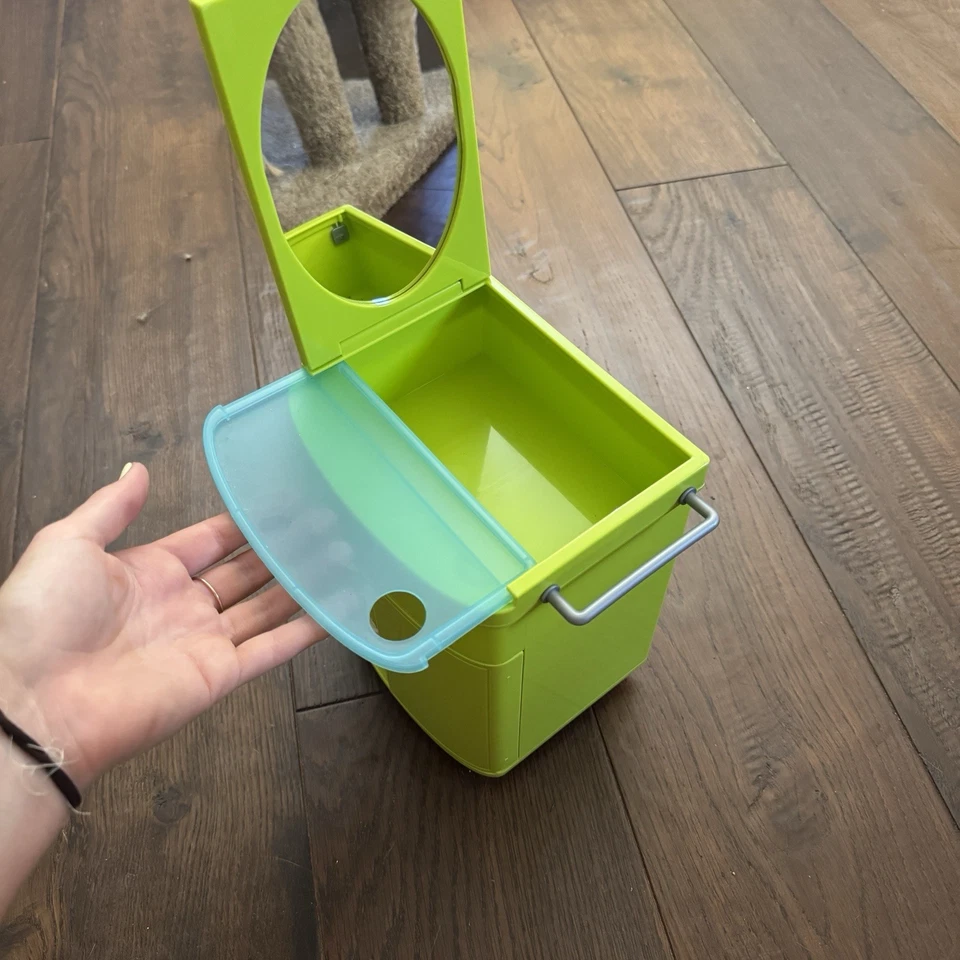 American Girl Muñeca Verde Baño Caddy Baño Set, Pop Up Tocador Foto 3 de 4