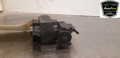 VAKUUMVENTILE VACUUM VALVE BMW 1 serie (F20) 2013 V7599547 / 70177702