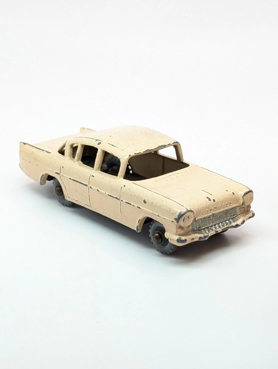 レズニー　　1958 ヴォクソール　クレスタ Vauxhall 1958 Vehicle Year Vintage Manufacture Diecast Cars