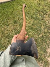 Plumb Para El Cedro Axe