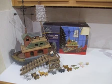 Noah's Ark- 23 Pieces Christmas Set- Wood Boat- Resin Figures-N Box-Excellent