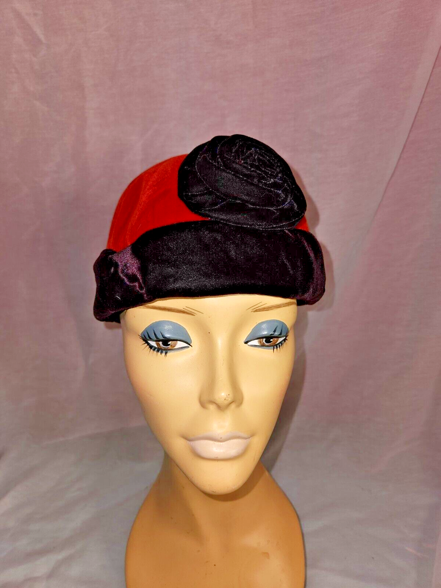 Vintage Red w/ Black Trim & Flower Velvet Pillbox Hat  display picture 3