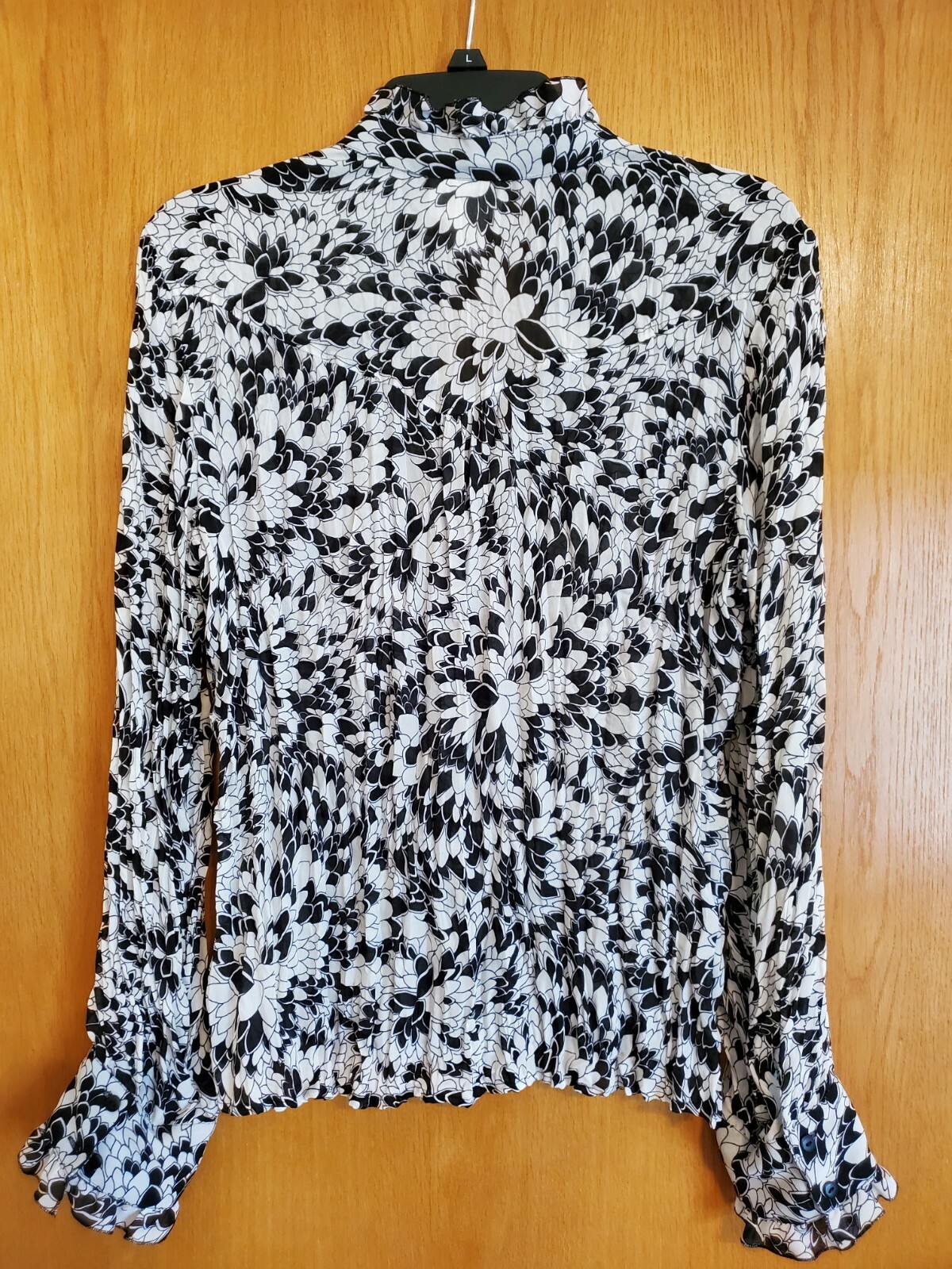 Picture 2 of 3