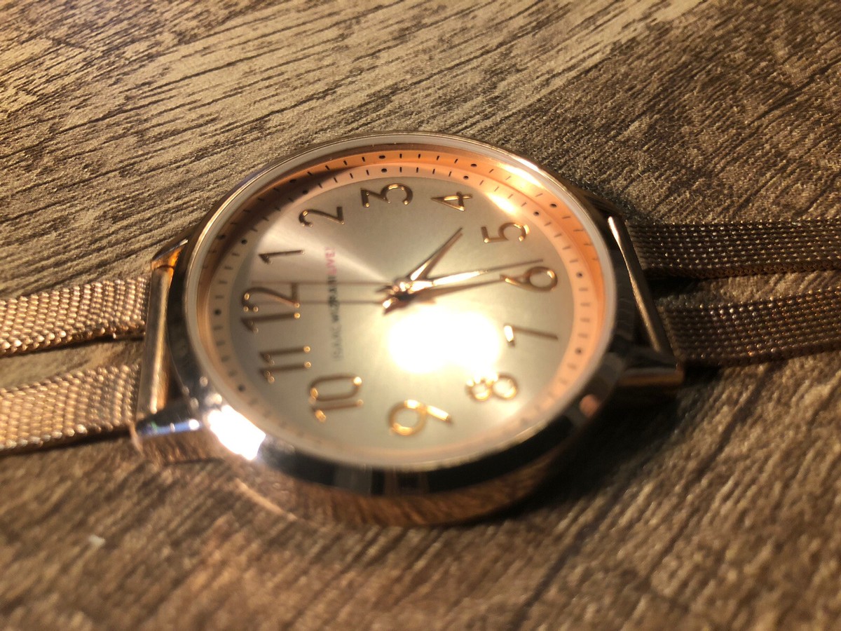 Isaac Mizrahi Live Watch Women display picture 2