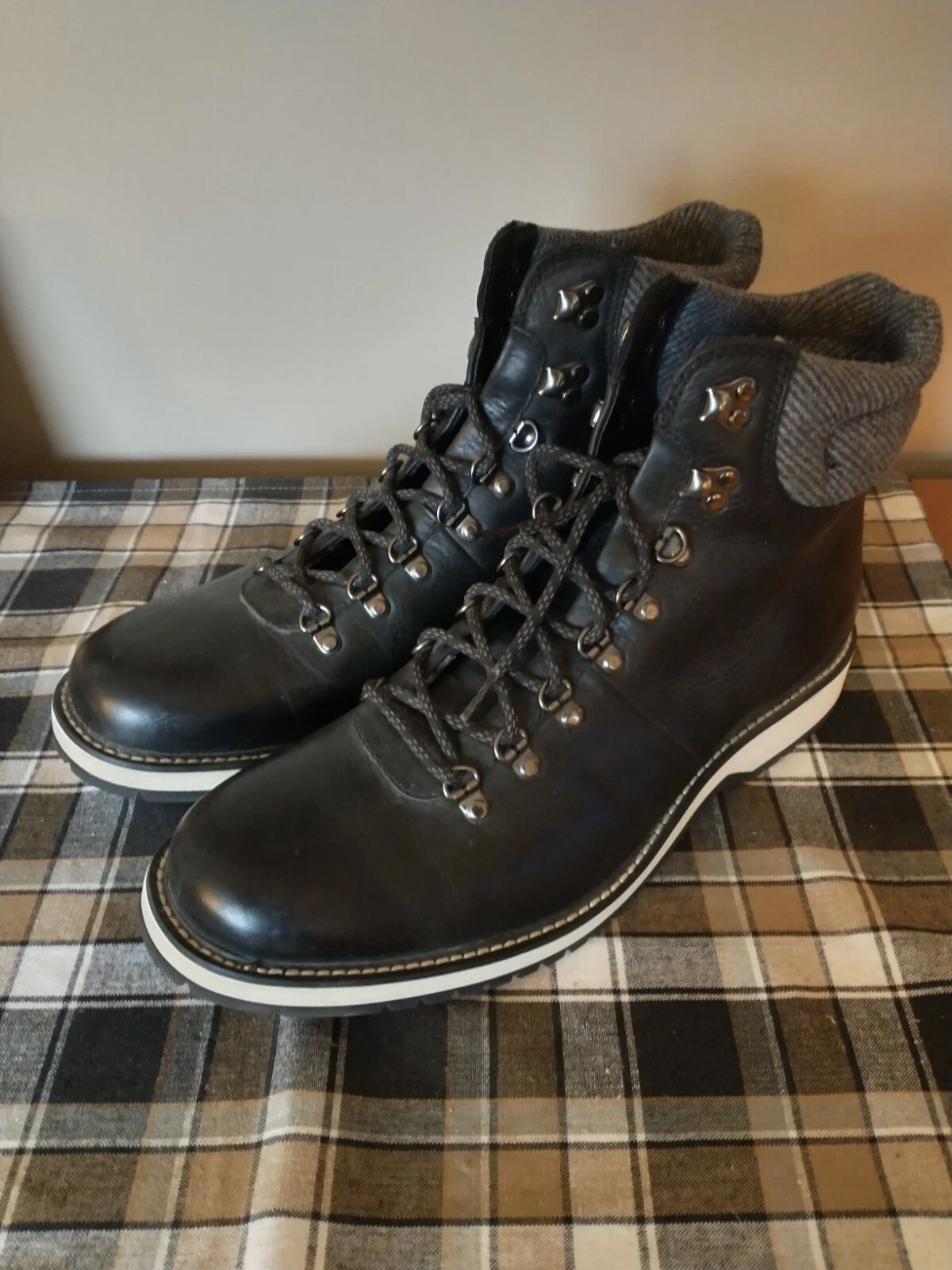 Wolverine Sidney Mens Hiker Boot ~ Black Leather ~ Size 11.5~ 6 inch boot- NIB