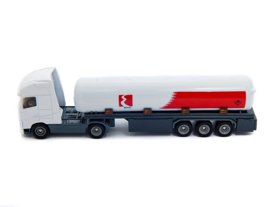 Volvo FH EKO Tanker Track Greek SIKU Super Serie 1626 1/87 Scale Toy Greece - Image 2 of 4