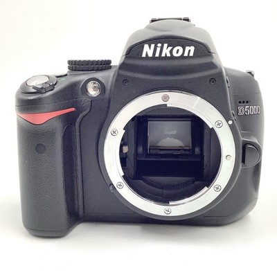 Nikon D5000 Digital SLR Camera Black Tested Excellent Condition Accessories