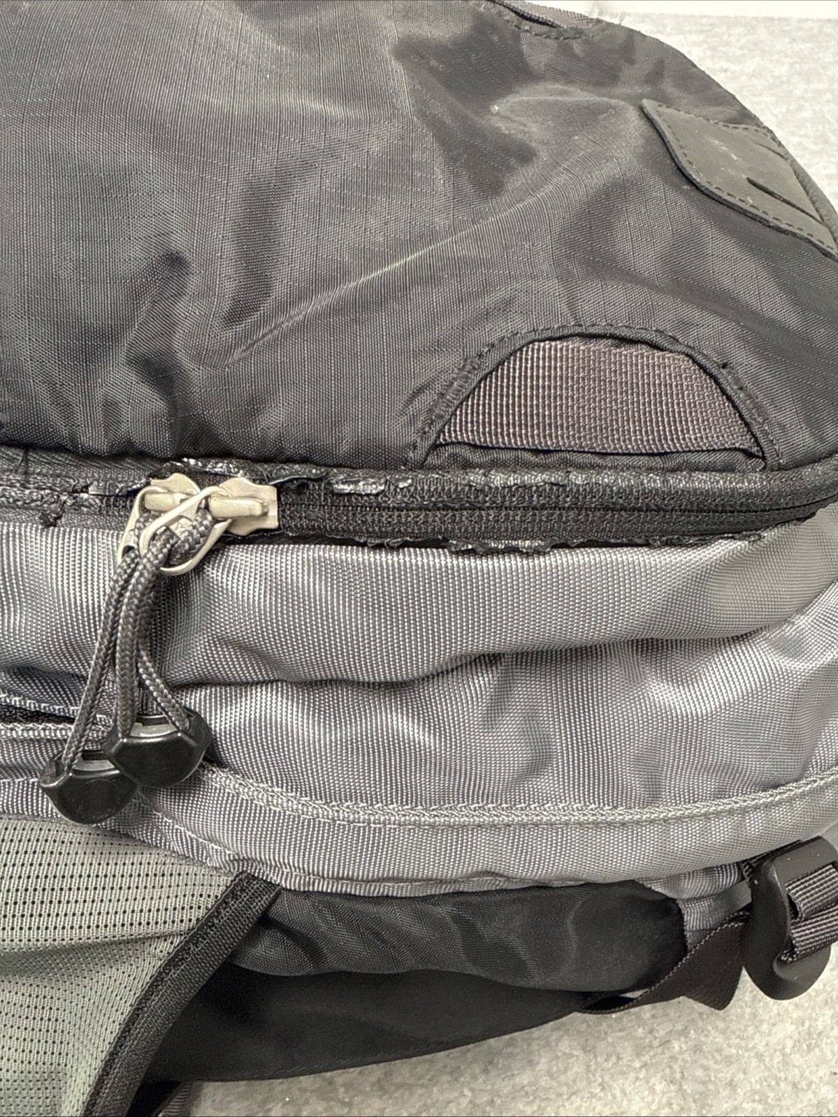 REI Lookout Hiking Backpack Black Gray Daypack Trail Outdoor Gear Padded Straps