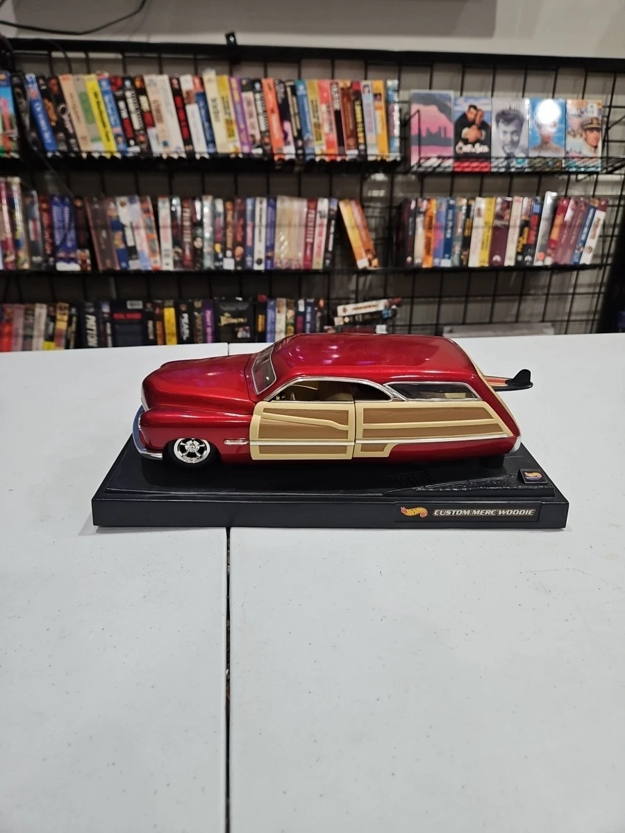 1950年 マーキュリー　ウッディーワゴン　ラットカスタム　1/18　ジオラマ 1950年 マーキュリー ウッディーワゴン ラットカスタム 1/18 ジオラマ
