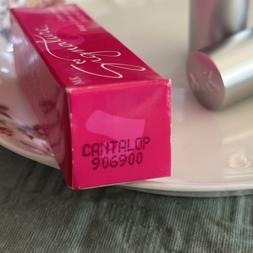 New In Box Mary Kay Signature Creme Lipstick Cantaloupe #906900- RARE - Picture 3 of 3