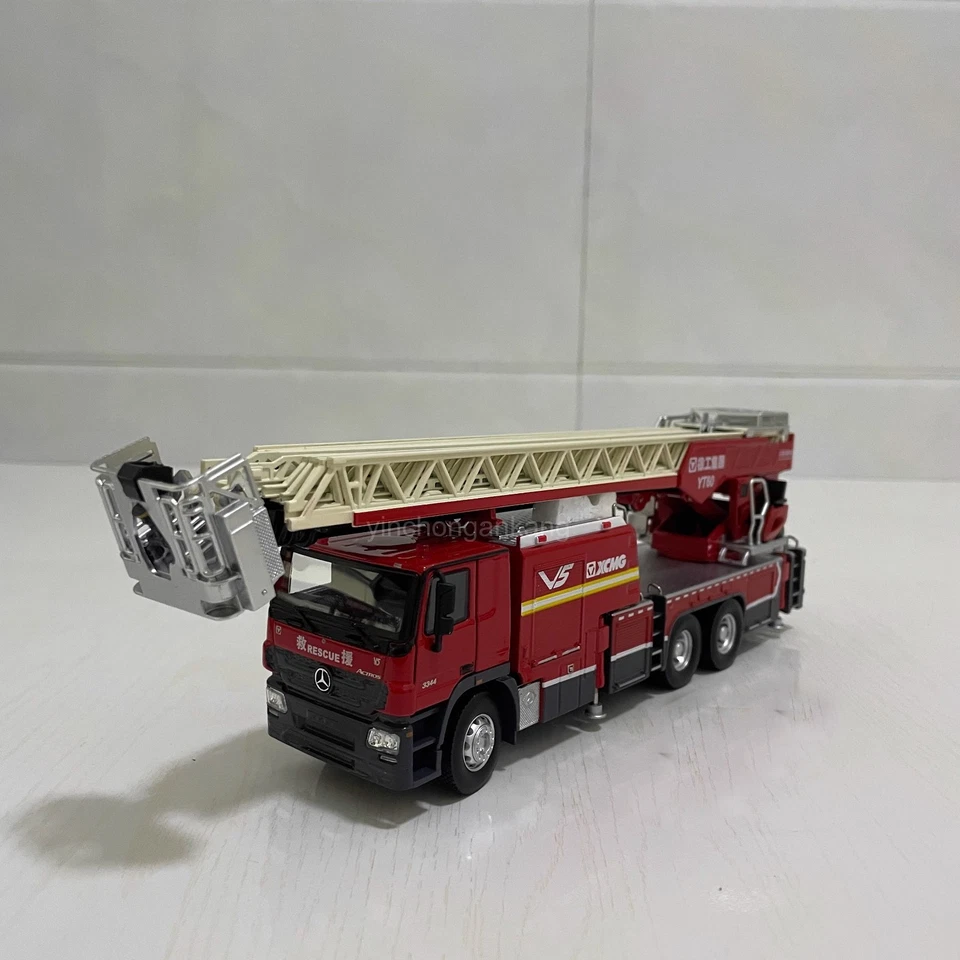 1:50 Mercedes-Benz XCMG YT60 Aerial Ladder Fire Truck Alloy Model - Image 2 of 4