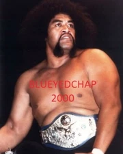 SIKA SAMOAN  WRESTLER 8 X 10 WRESTLING PHOTO WWF