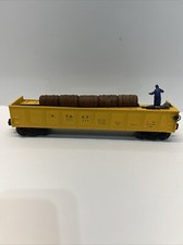 ORIGINAL LIONEL 3562-50 OPERATING BARREL CAR PAINTED YELLOW RARE POSTWAR