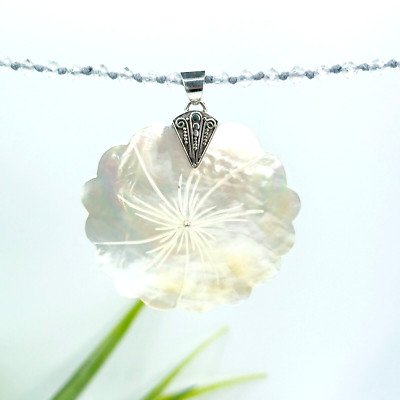 Flower White Mother of Pearl Handmade 925 Sterling Silver Pendant Necklace NEW!