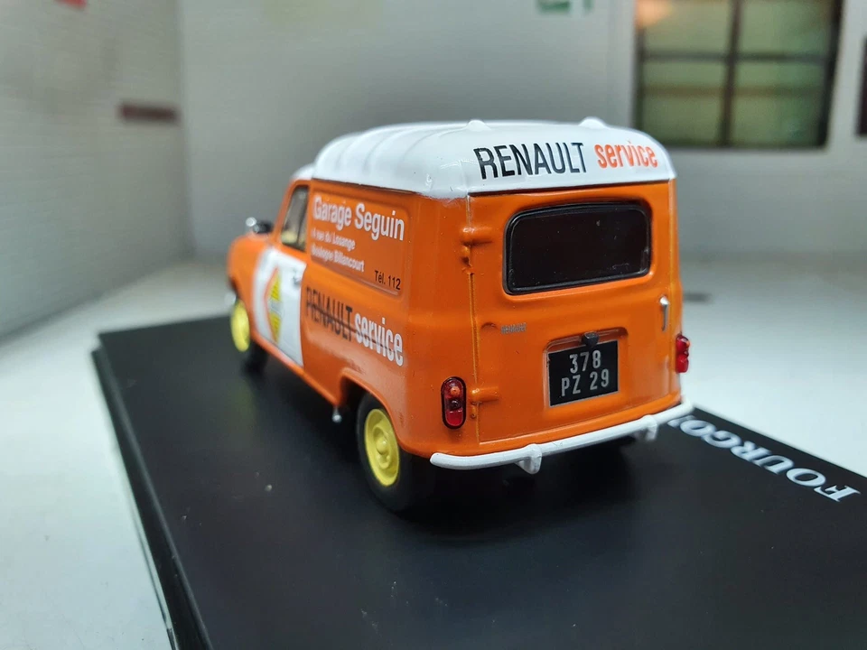 1:43 Renault R4 Service Van 4L 1968 Diecast IXO Atlas Dealer Garage Scale Model - Image 2 of 4