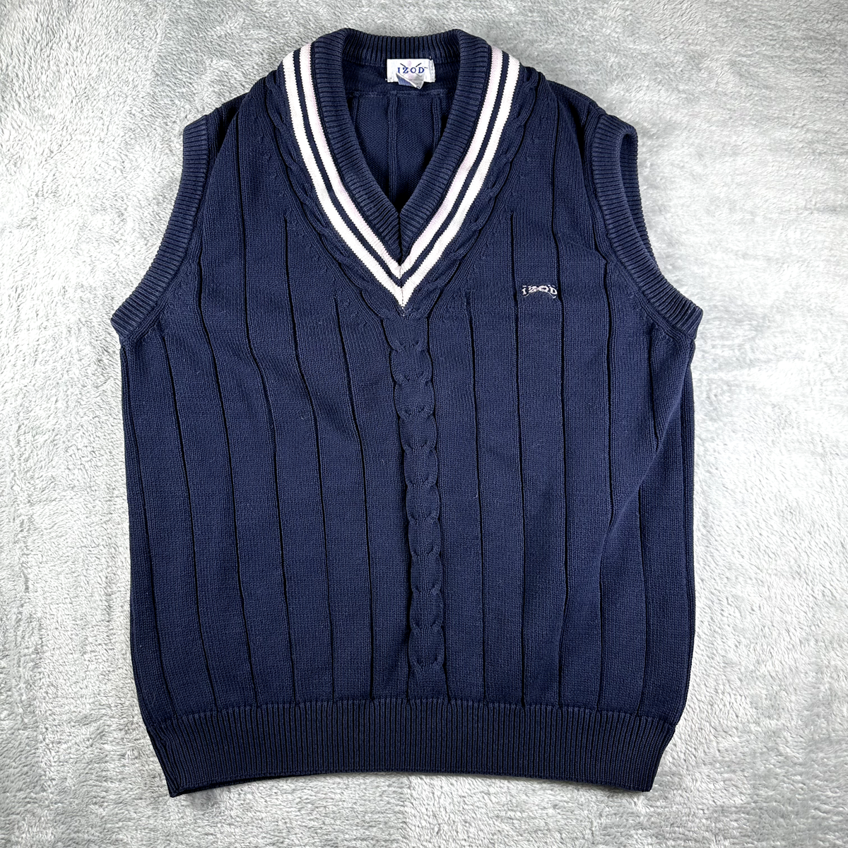 IZod Sweater Mens XLT Tall Vest Tennis Pickleball Cricket Varsity Preppy  Golf - Main Image