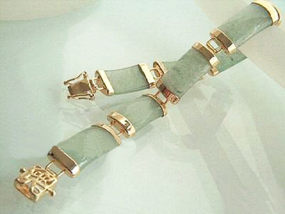 Natural Light Green Jade 18KGP Blessing Fortune Luck Link Clasp Bangle Bracelet