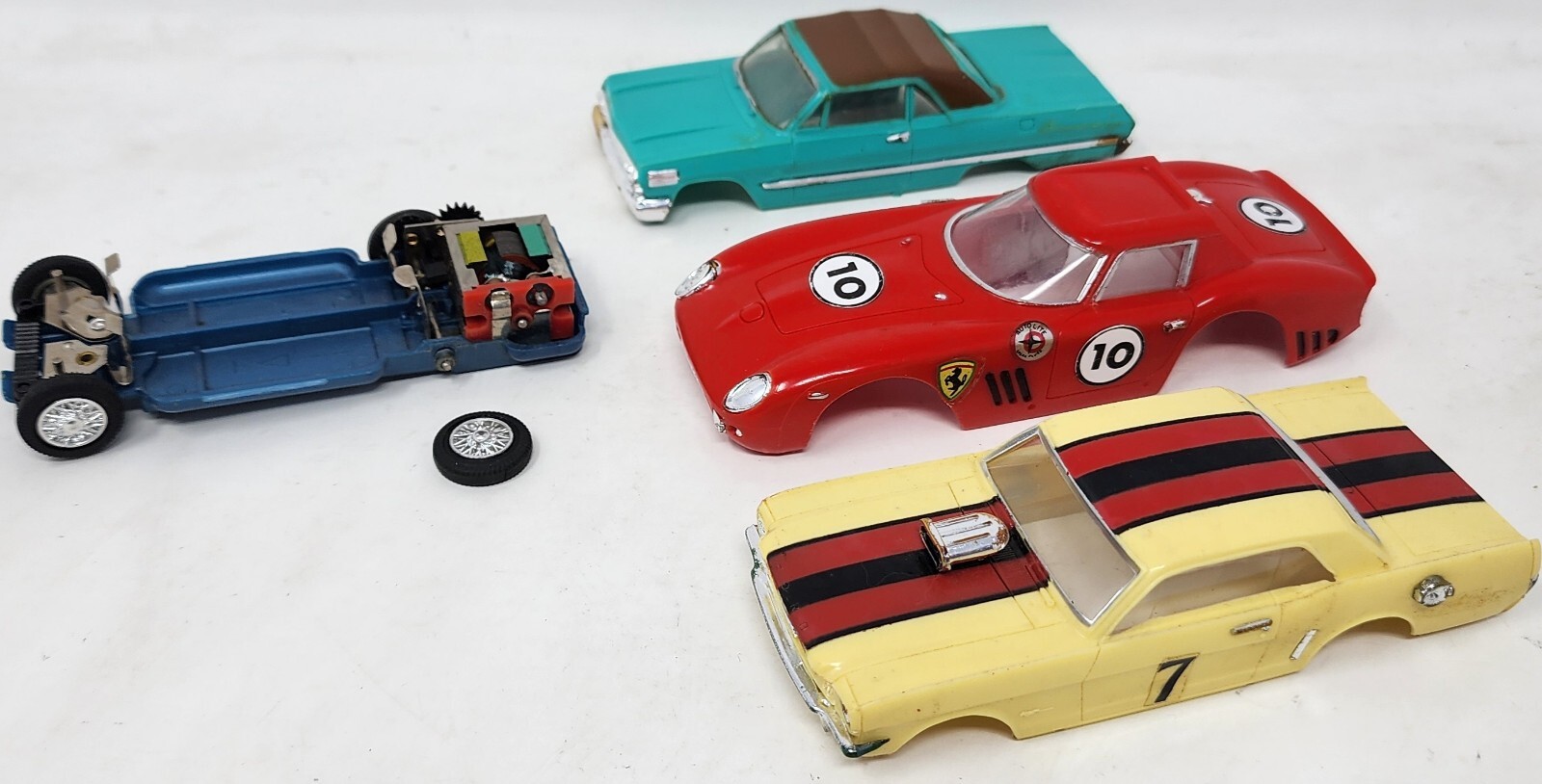 Vintage Ideal Motorific Racerific Survival Run Ferrari Mustang Impala ...