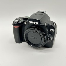 Excellent Condition Nikon D40 Digital SLR Camera Body with Accessories