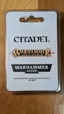 Space Marine Chaplain with Skull Helmet Resin NIB OOP - Warhammer 40000