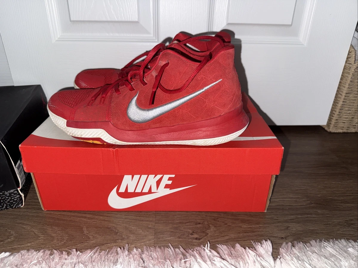 Preços baixos em Nike Kyrie 3 EP University Red | eBay