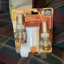 New Glade PlugIns Golden  Pumpkin & Spice 1 Warmer + 2 Refills