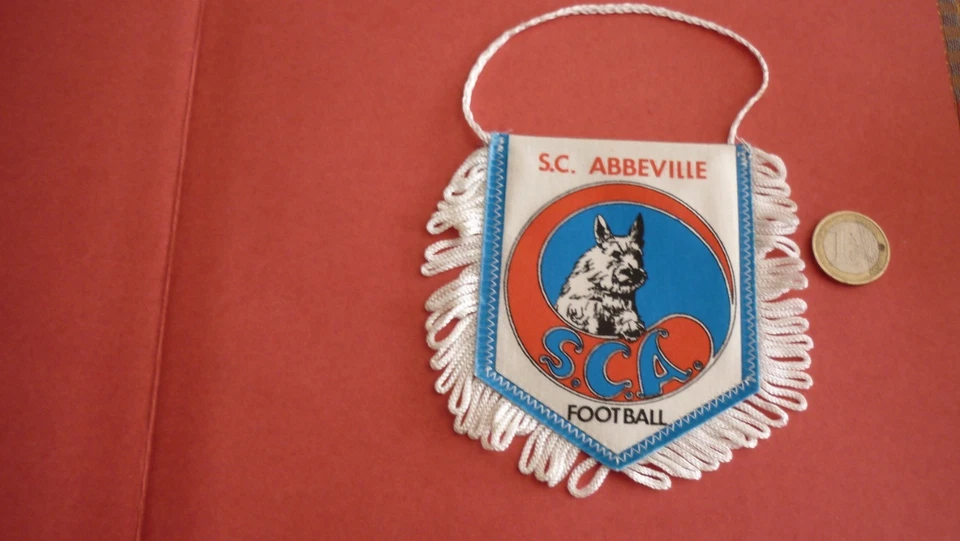 FANION FOOTBALL / AMIENS FOOT - Photo 2/3