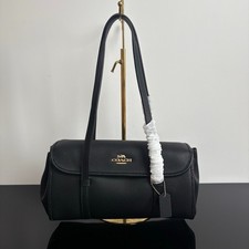 NWT CDB04 Bridget Shoulder Bag In Leather Black