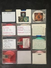 Lot 12 MiniDiscs d’occasion, enregistrés (Punk, HxC, Crossover, Grunge, Cold Wav