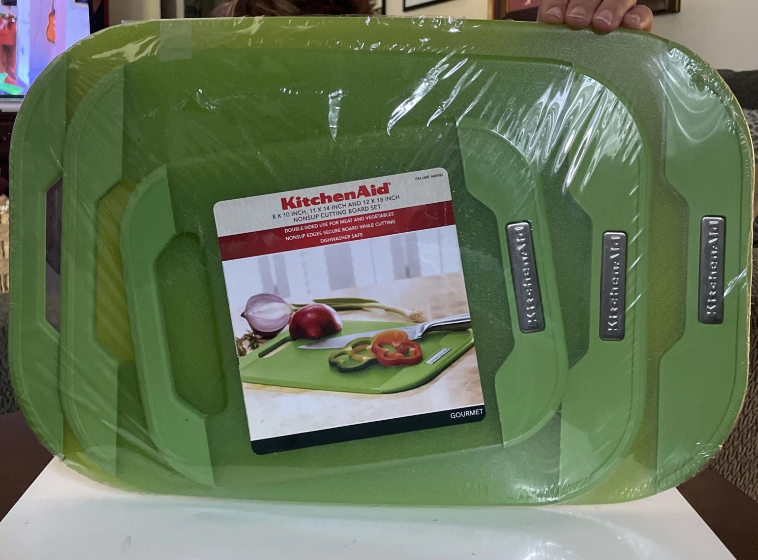 Kitchen Aid Nonslip Cutting Board Set 3 Piece Green 8x10, 11x14 Inches New
Opens in a new window or