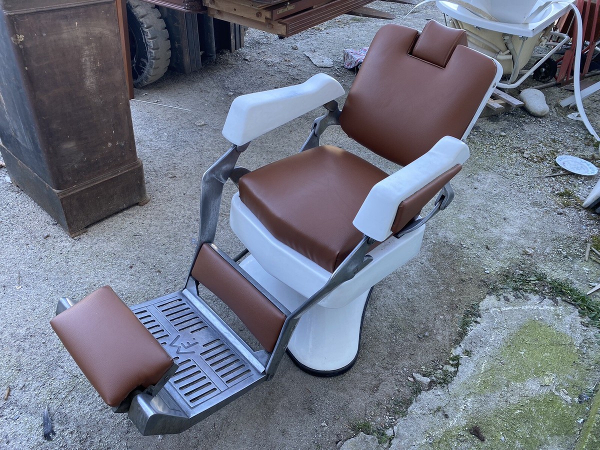 Poltrone Barbiere Antiche Poltrone Barbiere Vintage Arredi Barber Shop