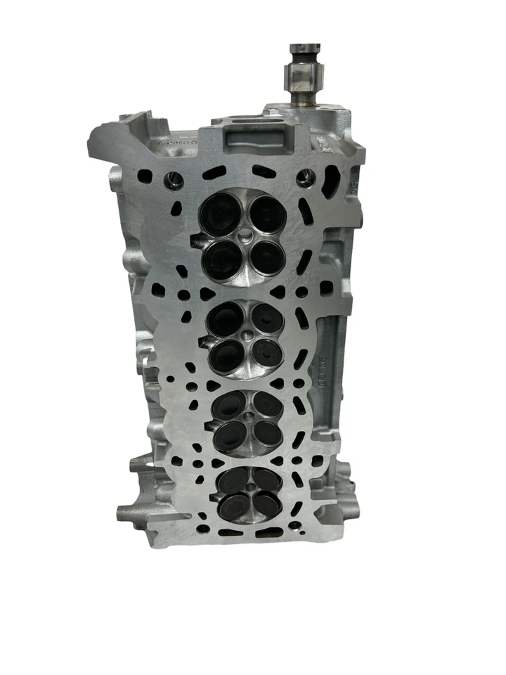 Genuine Ford Focus DOHC 2.0L Cylinder Head Assembly CM5E 2012-2018 - Image 3 of 4
