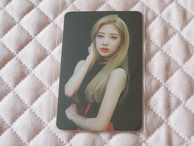Monthly Girl LOONA Kim Lip Single Album KPOP Eclipse *READ