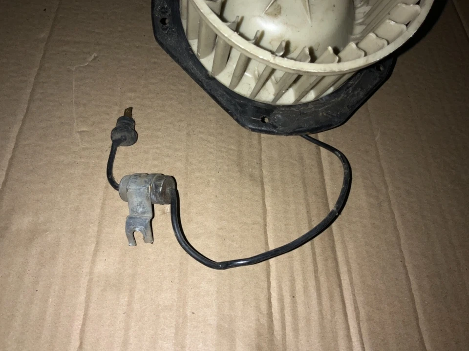OEM ORIGINAL GM 1964-1976 ALL CHEVROLET CORVETTE HEATER BLOWER MOTOR, NO AC - Image 2 of 4