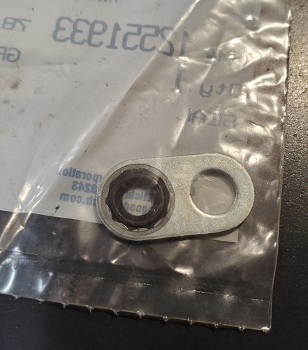GM OEM 12551933 Engine Coolant Air Bleed Pipe Seal 2002-2004 Escalade 6.0L
