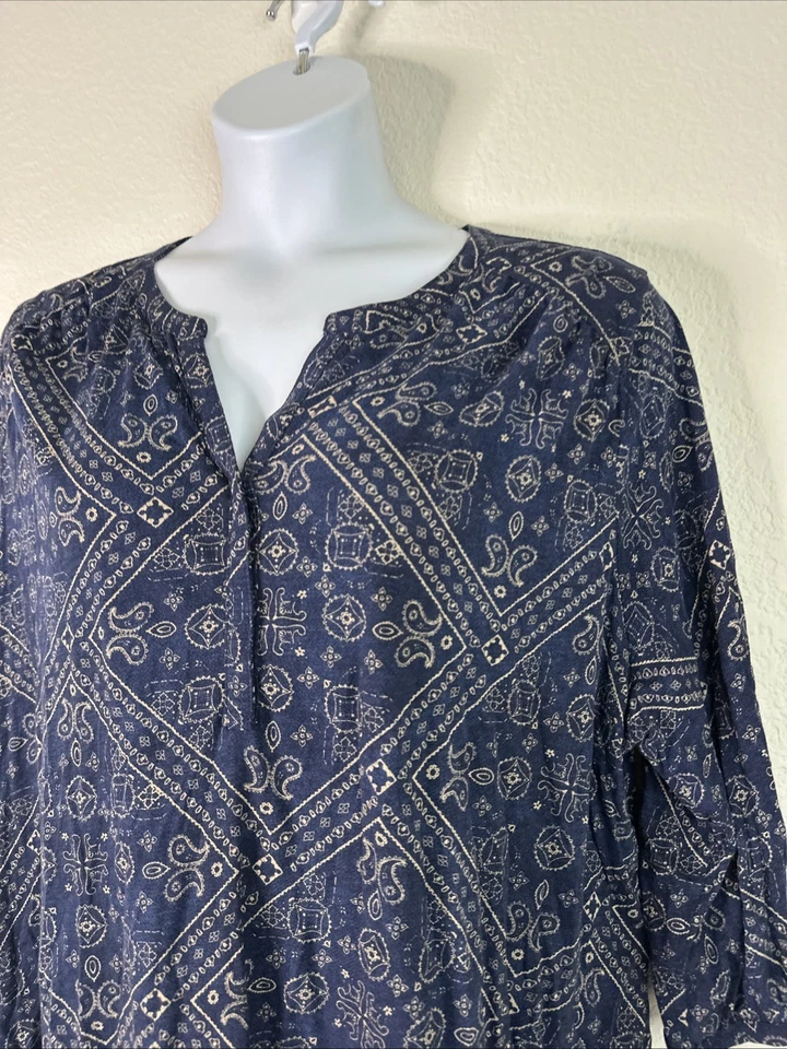 Lucky Brand Womens Plus Size 3X Blue Paisley Mosaic V-neck Knit Top 3/4 Sleeve - Image 3 of 4