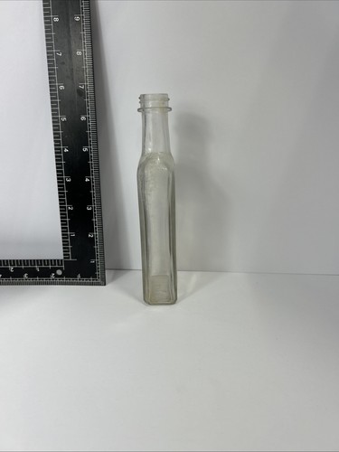 Lot Of Antique Glass Bottles - Picture 11 of 21