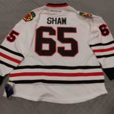 Reebok NHL Youth Chicago Blackhawks Andrew Shaw -65 Player Jersey, size XL.
