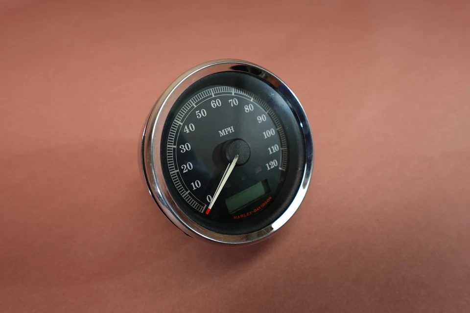 Harley-Davidson Rocker C 2009-2011 FXCWC velocímetro medidores racimo Foto 3 de 4