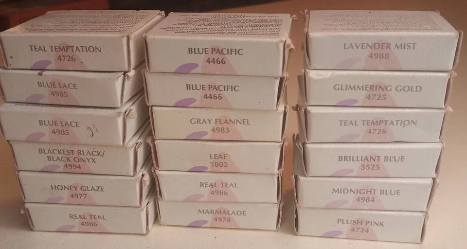 MARY KAY EYE COLOR  Lot 22 Honey #4977 .09 OZ  & Taupa #5945 .09 OZ 2.5g NEW  - Image 4 of 4