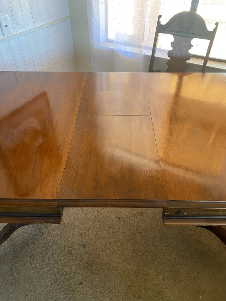 Juego de muebles de comedor jacobeos Foto 4 de 4