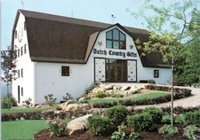 Postcard IN Middlebury - Dutch Country Gifts - Das Dutchman Essenhaus