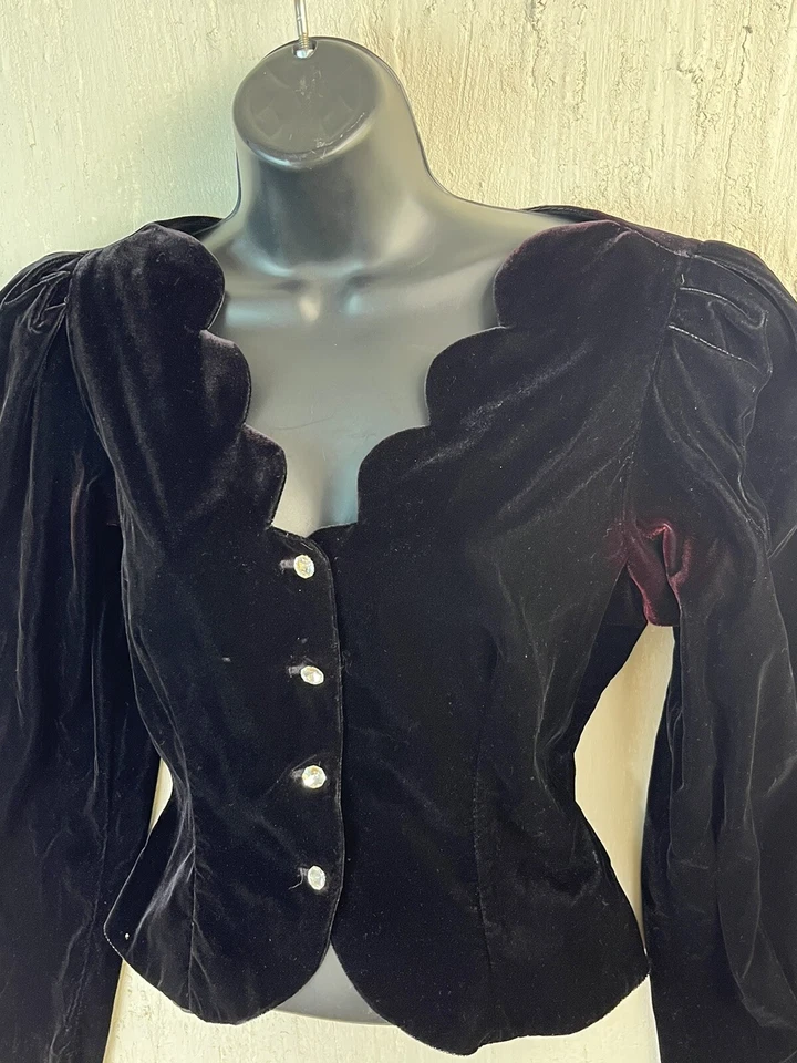 Blusa Blazer Vintage Cachet Bari Feminina Tamanho 6 Protas Veludo Vermelho Preto Vitoriano - Imagem 3 de 4