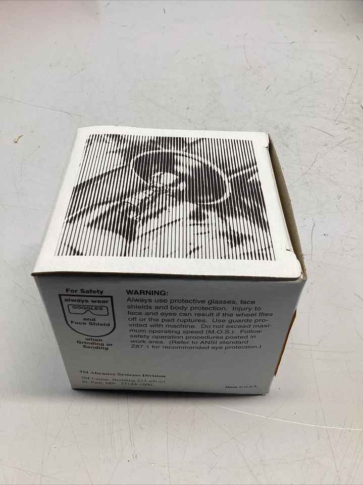 3M 777F Regalite Polycut cLoth roloc 78974 TSM Discs, 1/1/2” P120 YF, 50 per box - Image 4 of 4